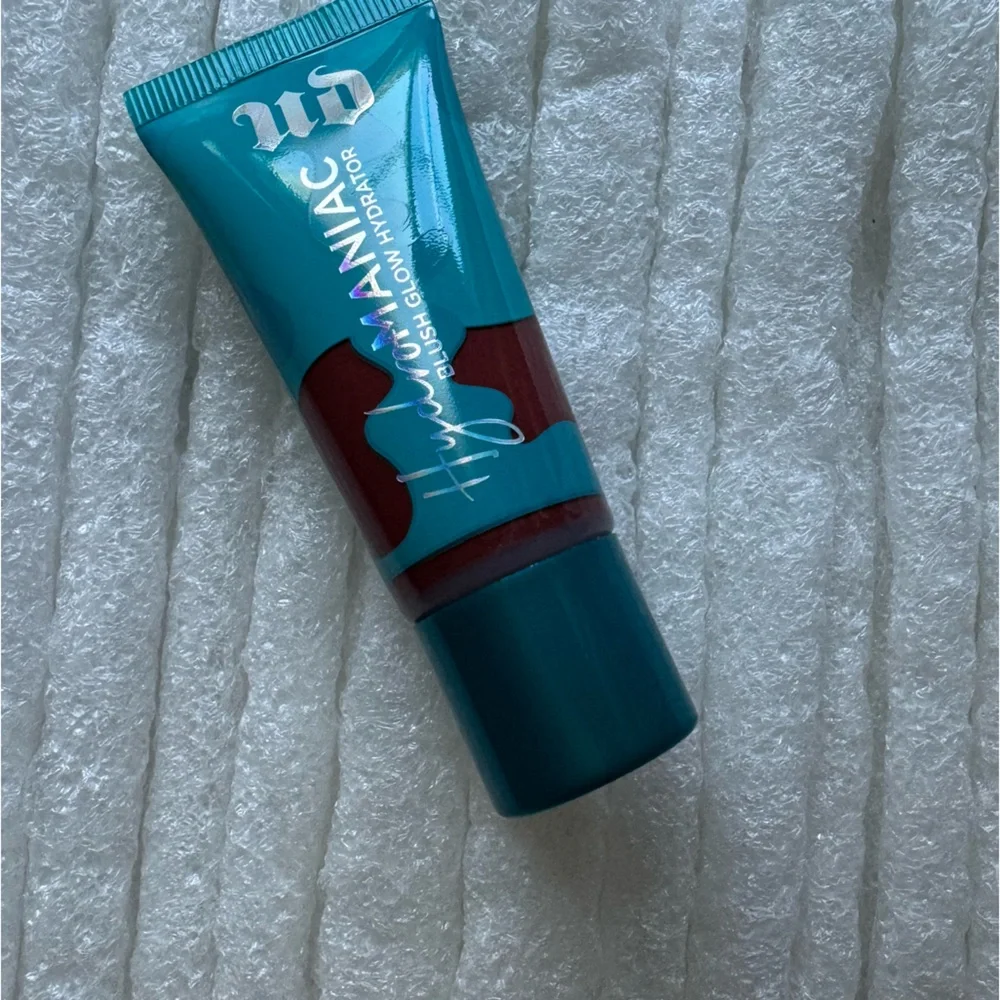 NEW Urban Decay Hydromaniac Dewy Liquid Blush in Rebellious